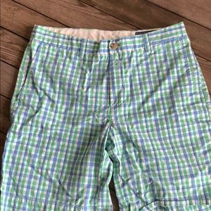Vineyard Vines shorts size 32